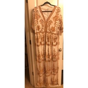 NWT White Maxi Dress with Embroidery size 14/16
